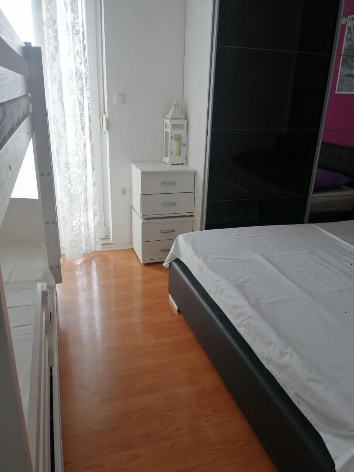 Apartments Kk Celina Bilik gambar