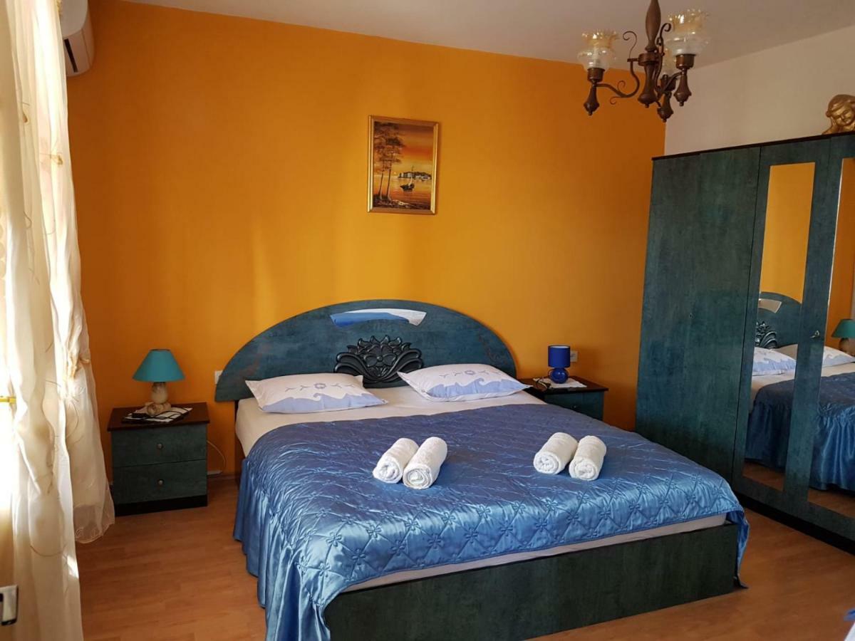 Apartments Kk Celina Luaran gambar